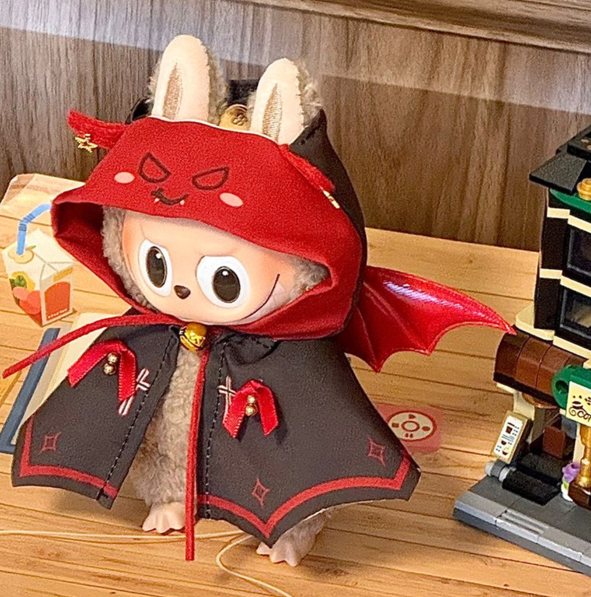 labubu doll clothes can be changed into cloaks, little devil series
