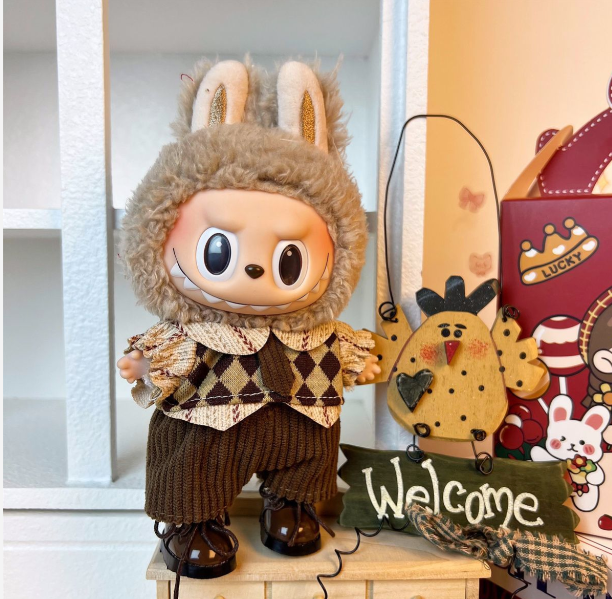 Maillard labubu doll cloth set