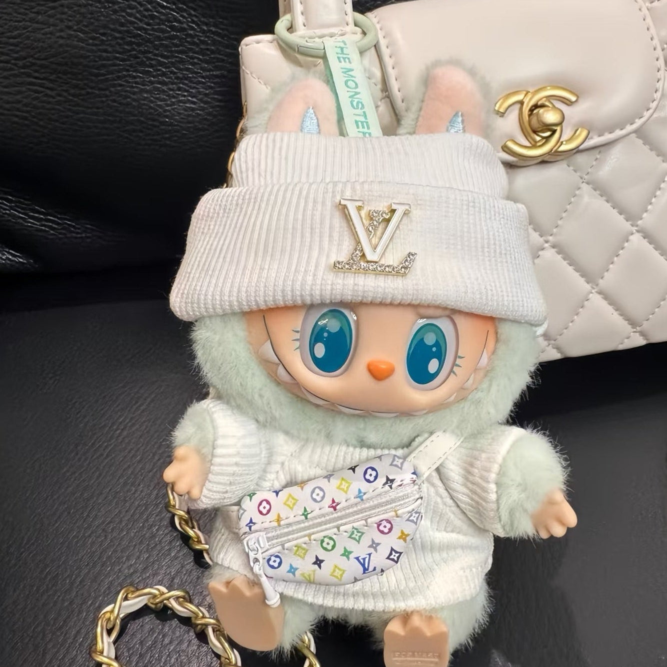 First, second and third generation Labubu clothes pendant Labubu doll clothes big brand suit two-piece set cute