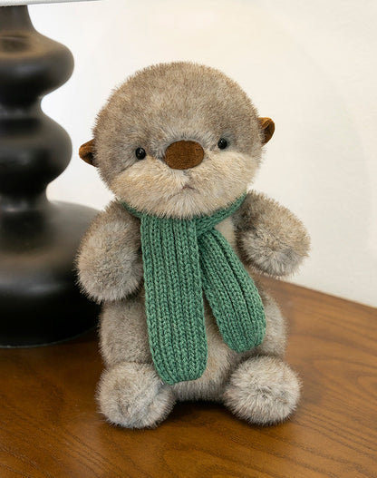 Scarf Otter